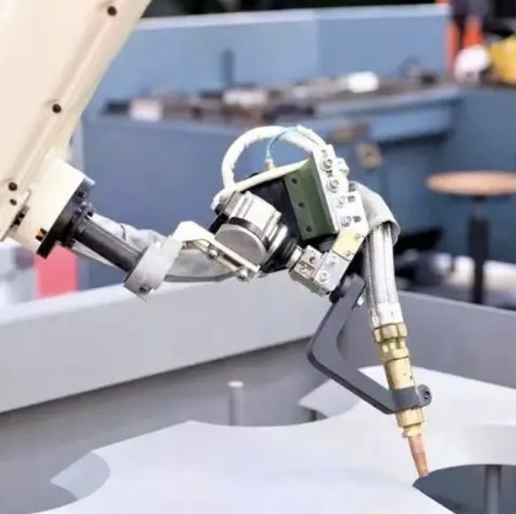 Robô de Fanuc do software do robô industrial de 6 linhas centrais que pode aperfeiçoar a posição externo da linha central