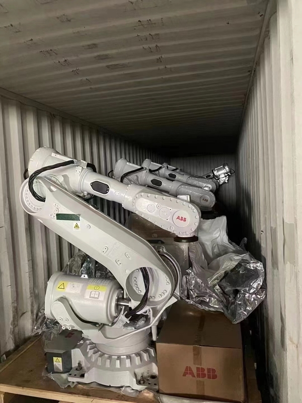 Processo distribuidor do braço do robô de ABB IRB 6700 ABB de linha do bloco da bateria 3 medidores