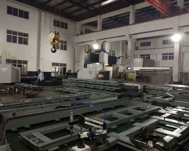 Cnc linear do trilho do robô ajustável que emenda para trilho semi incluido em ambientes ásperos