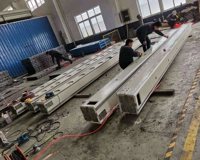 Cnc linear do trilho do robô ajustável que emenda para trilho semi incluido em ambientes ásperos