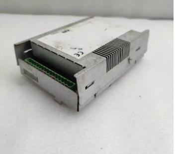 Transporte de Abb Dsqc 377b que segue a unidade 3HNE 01586-1 PLC 0.48kg conservado em estoque novo da movimentação de 17 servos