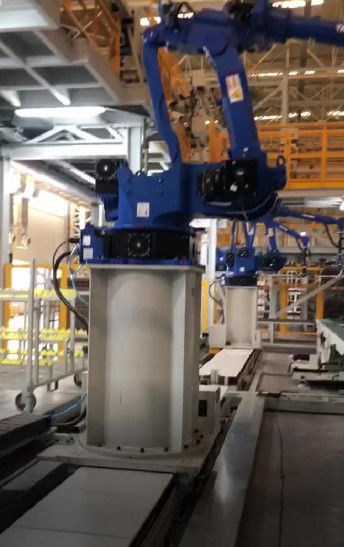 Guia linear do robô com motor a servo de corrente alternada - instalado em 2 unidades para aplicações industriais