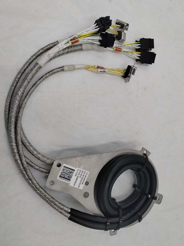 Cabos flexíveis robóticos de tipo coaxial retardadores de chama para aplicações críticas