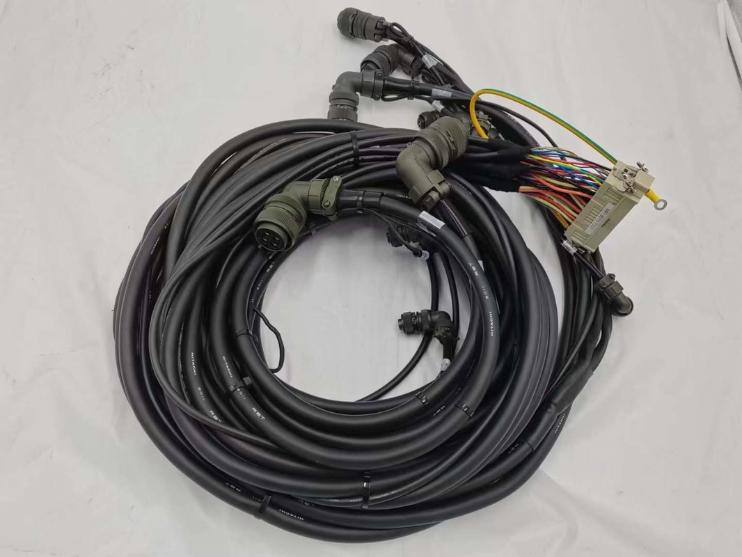 Cabos flexíveis robóticos de tipo coaxial retardadores de chama para aplicações críticas