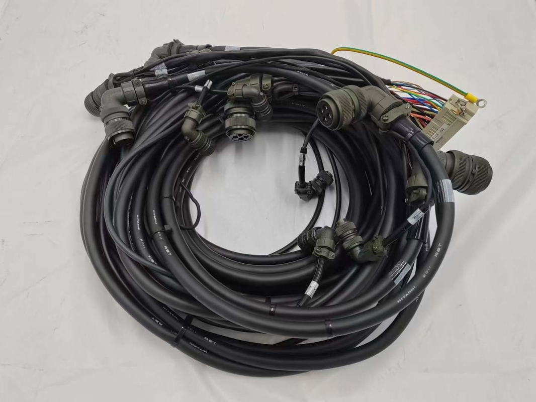 Cabos flexíveis robóticos de tipo coaxial retardadores de chama para aplicações críticas