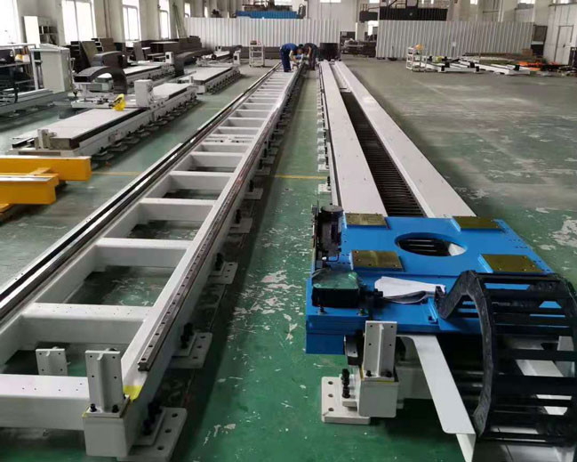 Posição de montagem no chão Guia linear do robô com aceleração / atraso de 2,0 M/S2
